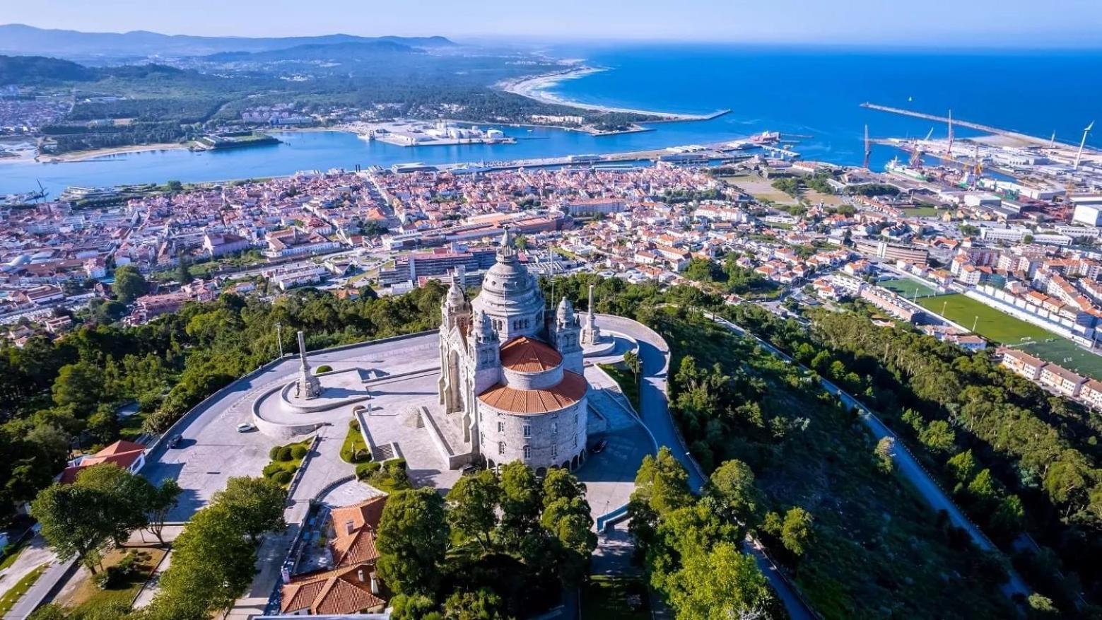 Casa Pedro e Inês Viana do Castelo Exterior foto